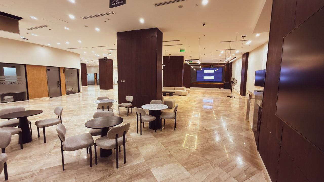 STM داخل مول درة الكرز: مشروع متكامل من الأهرام للمقاولات العامة